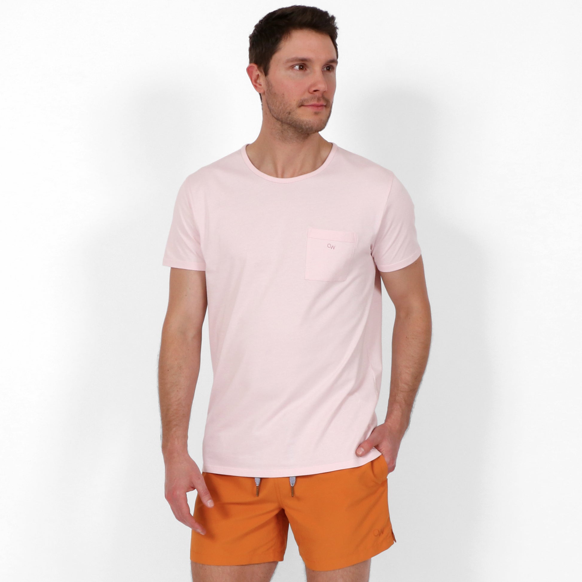 Original Weekend Organic Cotton Men's Pocket T-Shirt in Dawn Pink on Body Front View