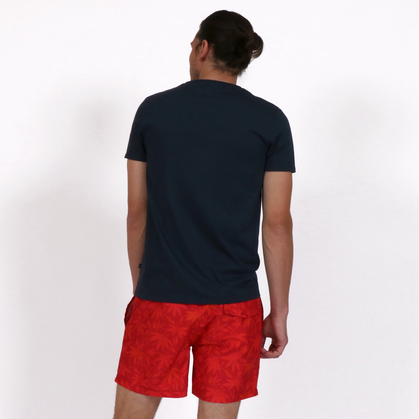 OWTS2202 MIDNIGHT NAVY SAIL PRINT MEN'S ORGANIC COTTON T-SHIRT ON BODY BACK VIEW